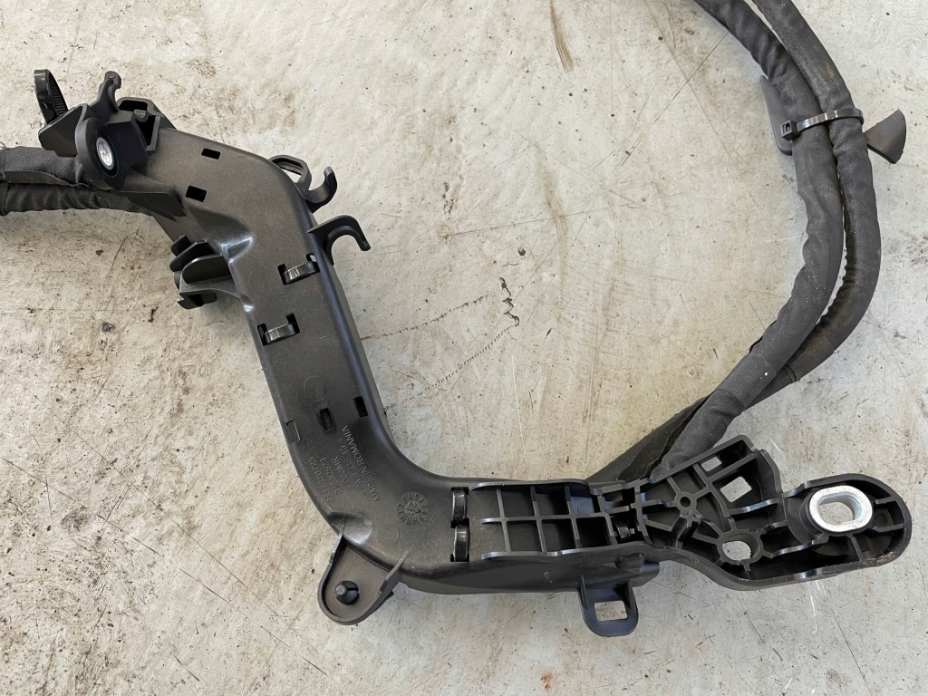 Volvo v60 xc60 cc шланг акумулятор b420t2 32320448 в Україні