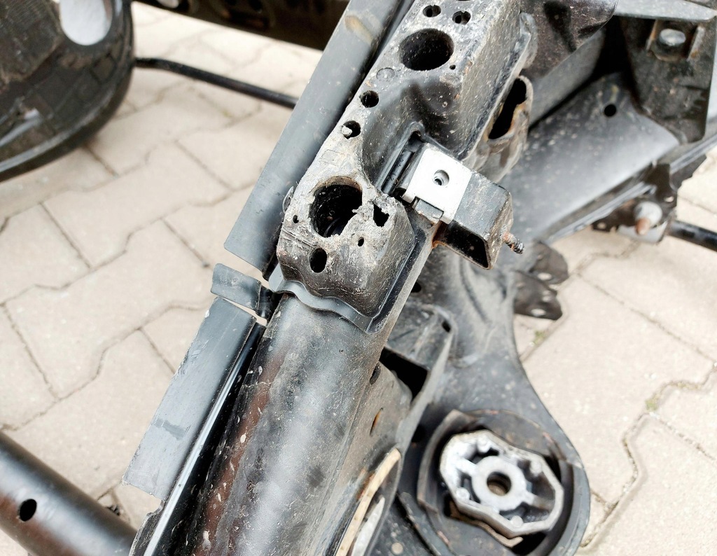 фото №9, Mercedes eqc n293 w293 21r. подрамник подвеска задняя a2933500800