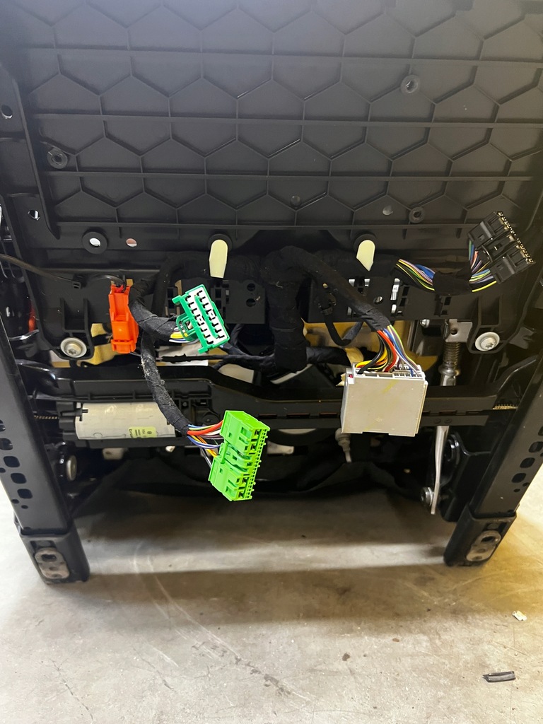 фото №9, Сиденье сиденье водителя вентилируемый подушка безопасности подогреваемый lr evoque ii l551