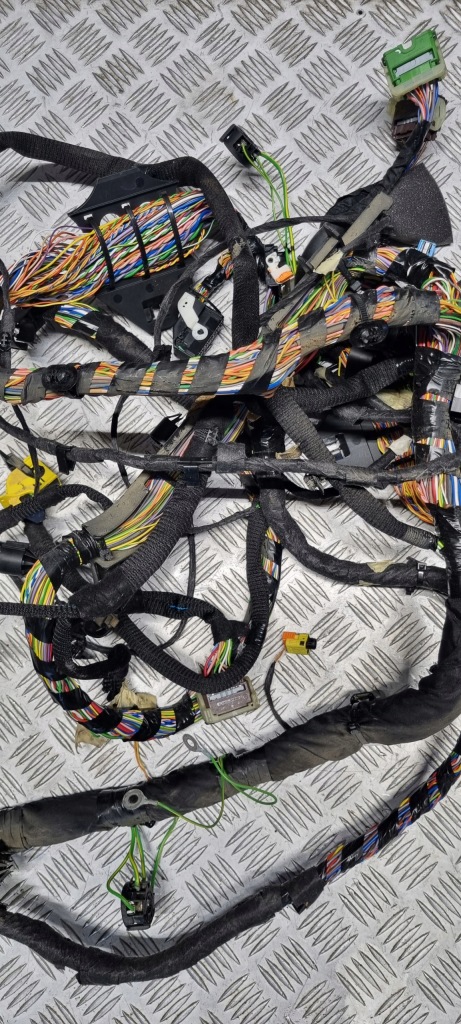 Peugeot оригінальний номер 9823066580 508 gt line джгут кабіни салону електрична Недорого