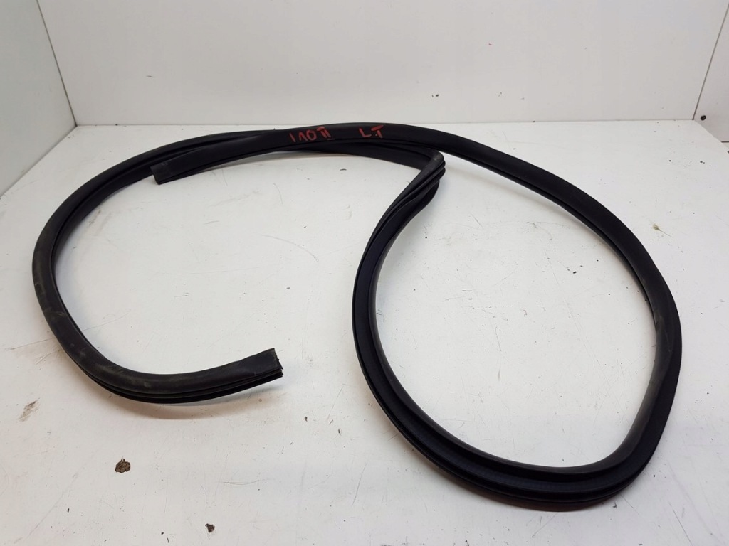 фото №1, Hyundai i10 ii прокладка дверь левый задняя 2013-