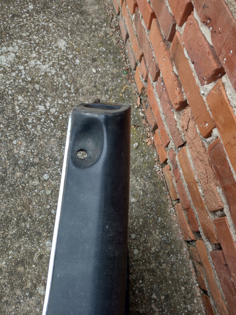 Mercedes-benz s w116 1973 права сторона обшивки / обшивка двері передніх Недорого