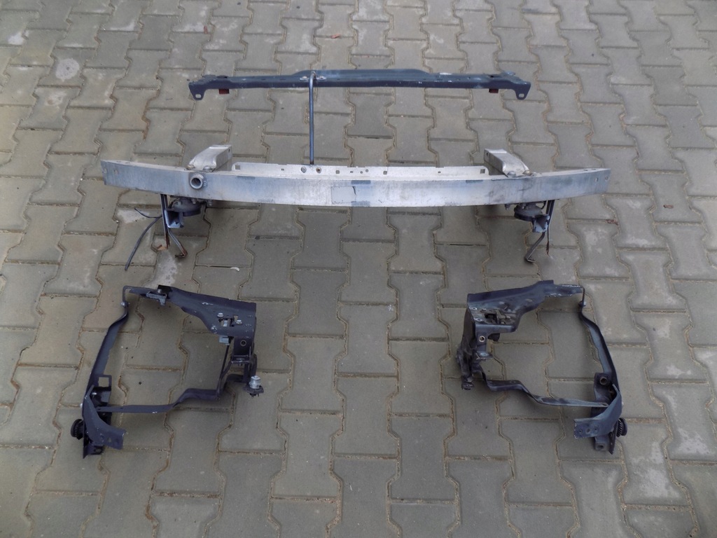 фото №1, Mercedes w204 pas передній балка панель фари