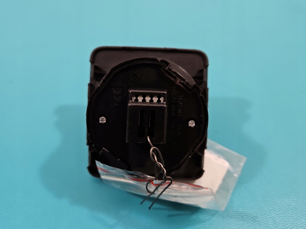 фото №4, Переключатель d-max ii 2011-2019 m43731