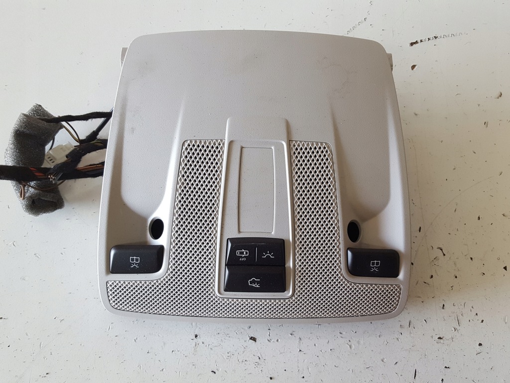 фото №1, Mercedes b w246 10r- лампа стельовий