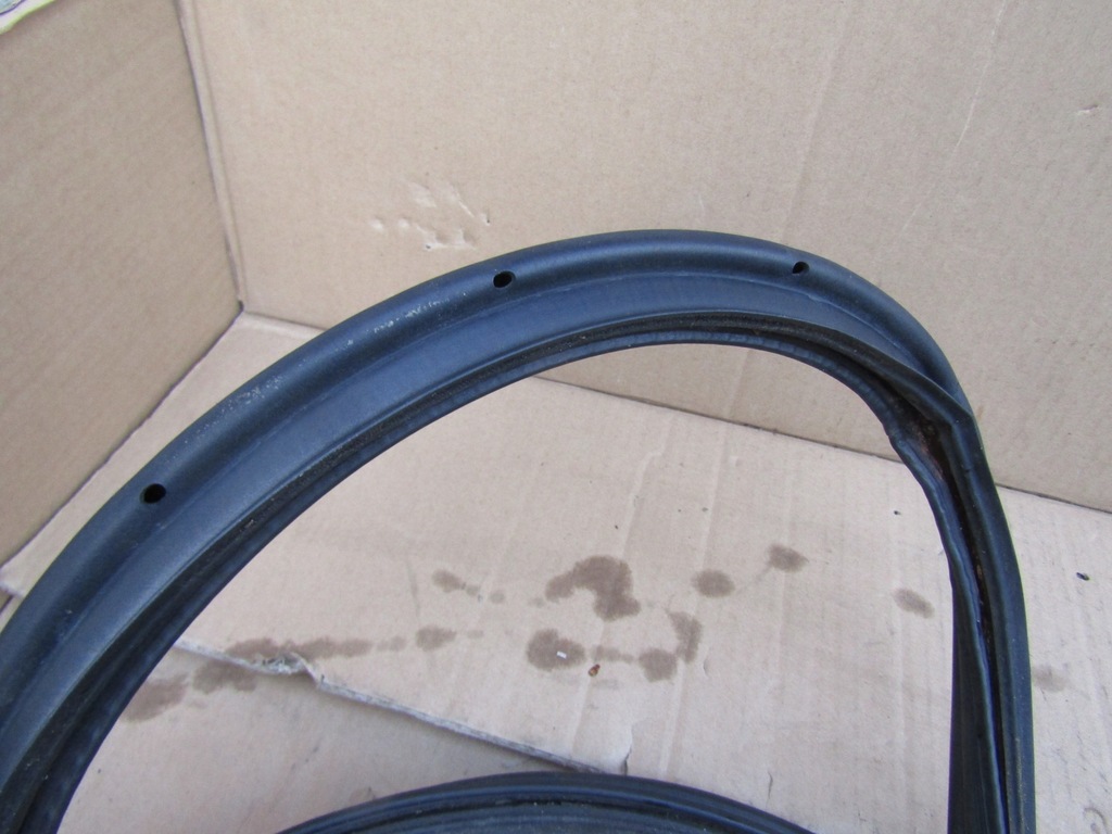 фото №7, 1 mercedes clk w208 97-02 do coupe прокладка крышки багажника