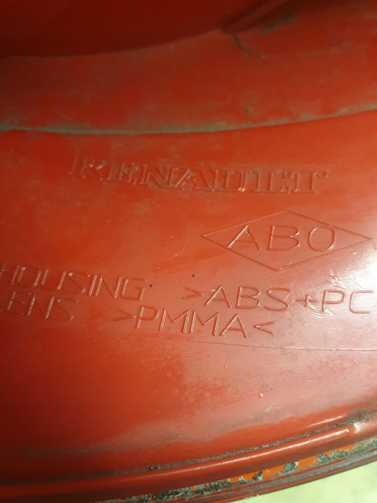 фото №11, Renault thalia ii лампа лівий задня 8200700046