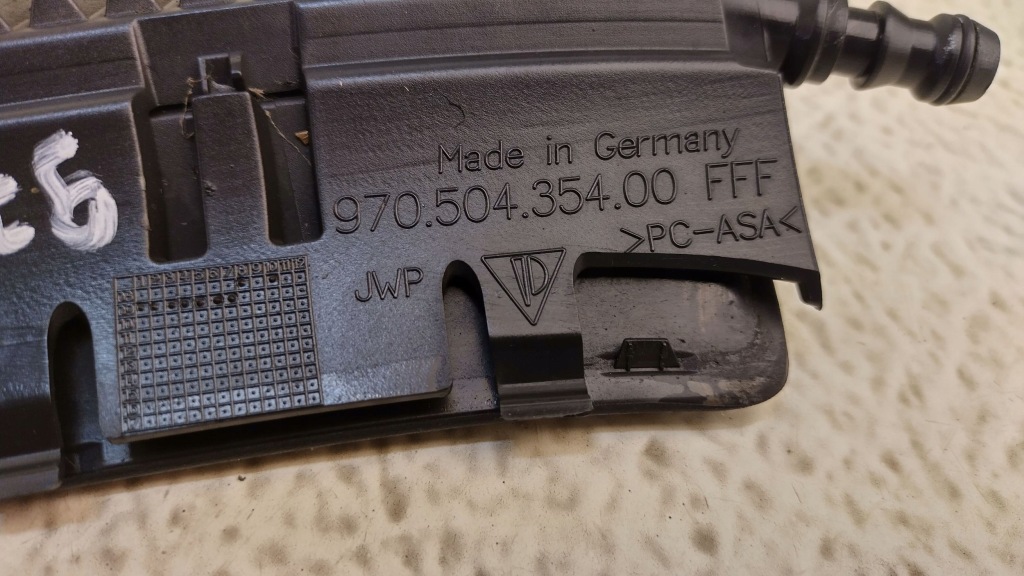 фото №6, Porsche panamera 970 4s 09-13 впуск воздуха крыла правого 97050435400