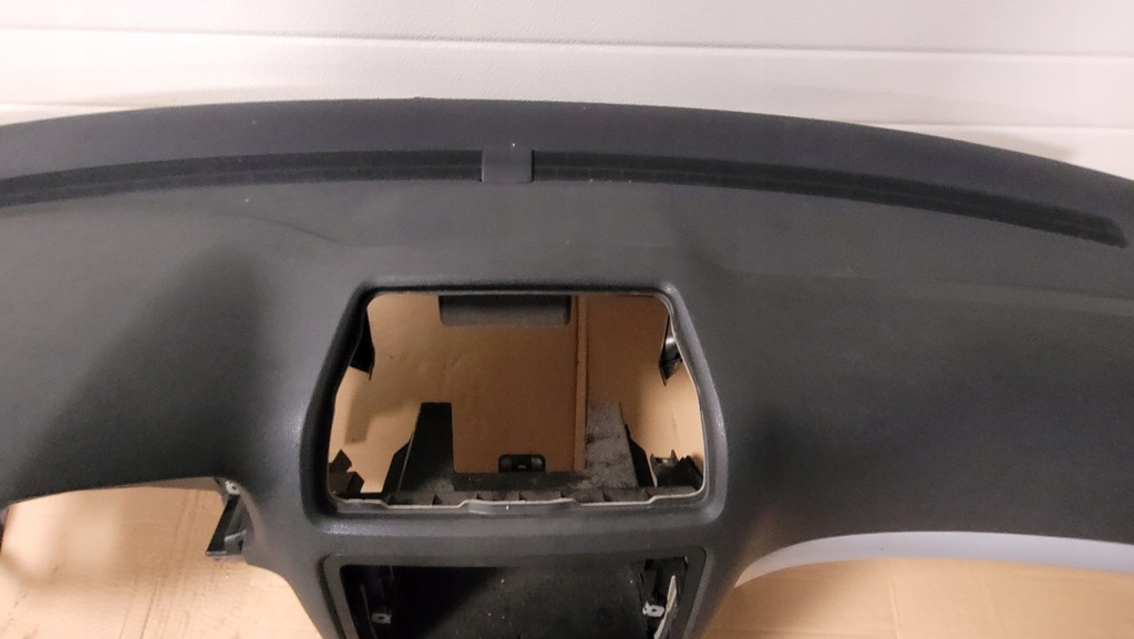 фото №11, Консоль панель приладів панель приладів +2x подушка skoda octavia ii europa оригінал демонтаж