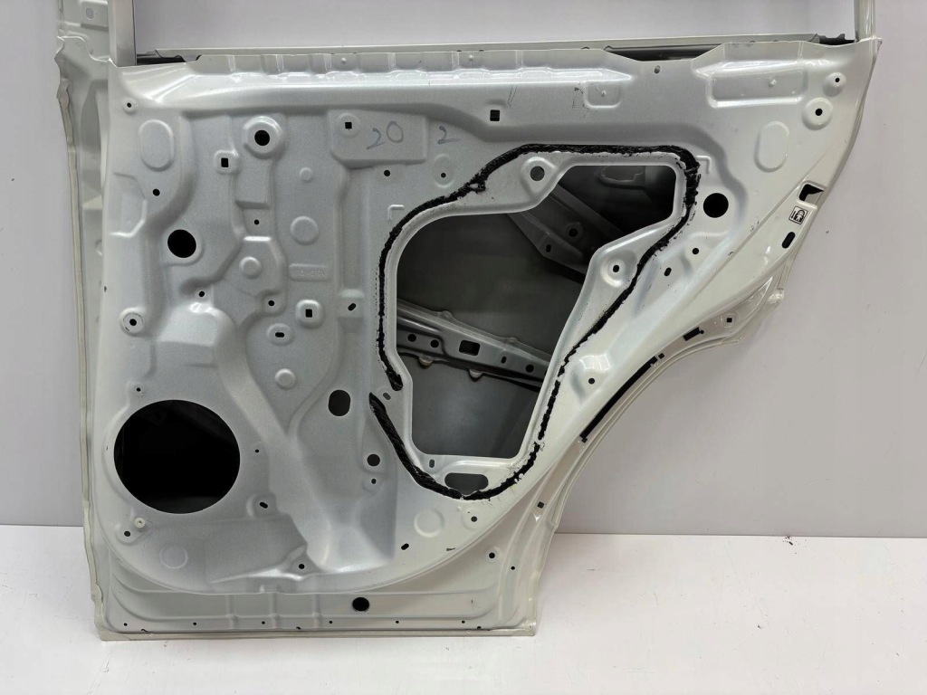 Toyota rav4 rav 4 v 18- дверь правое  задняя задняя Доставка