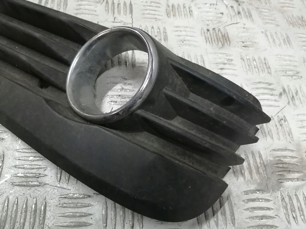 Cc решётка бампера перед левая opel insignia 551004542 Киев