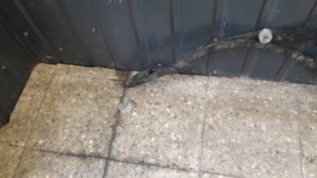 фото №7, Петля дах правий peugeot 206cc