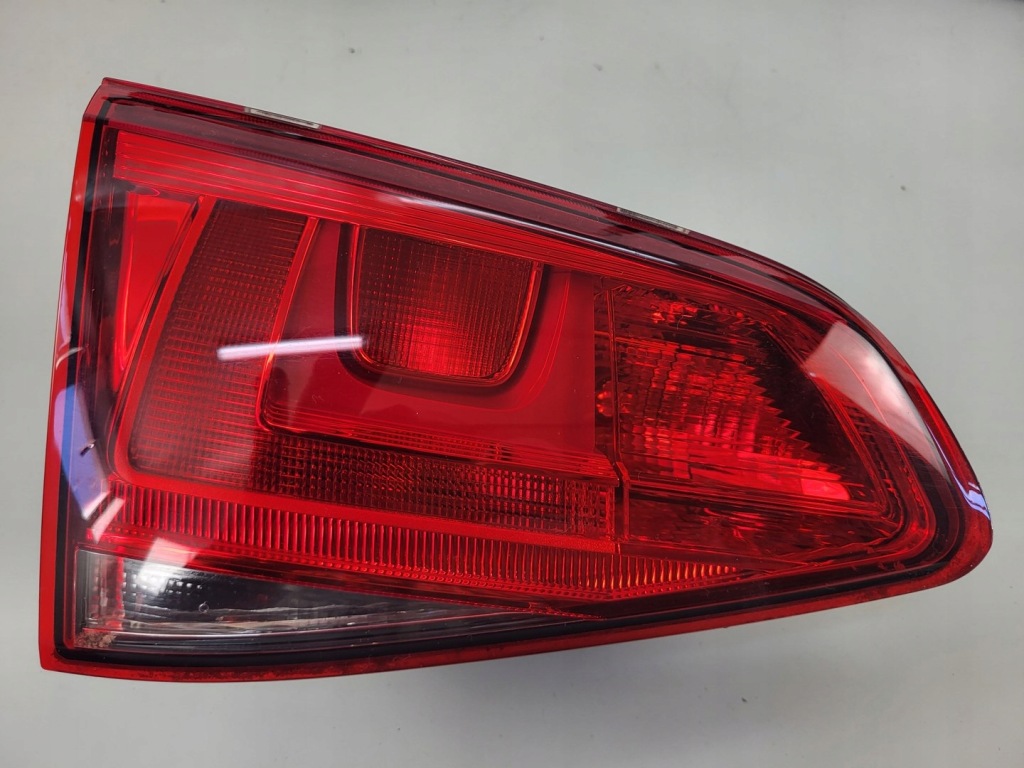 фото №1, Vw golf vii hb лампа w крышка багажника левый задняя левая задняя