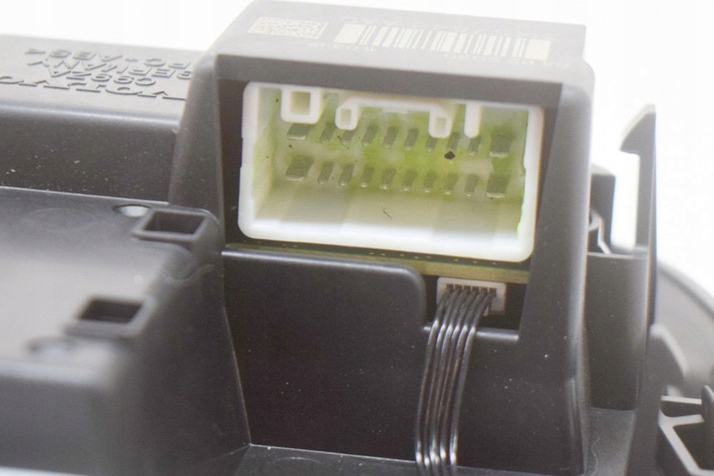 фото №5, Volvo xc40 t5 1.5hybrid 195kw освещение салона 31419483 31457848aa0 2020