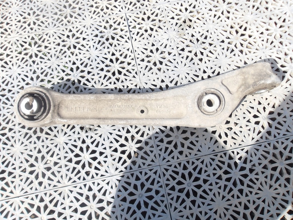 фото №1, Рычаг правый передний audi a4 b9