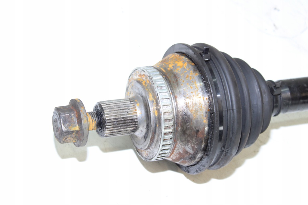 фото №4, Привідний вал права перед skoda superb 1 i 1.9 tdi 04r 8d0407272bb