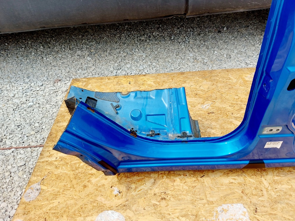 фото №2, Nissan qashqai j10 порог правый bv4