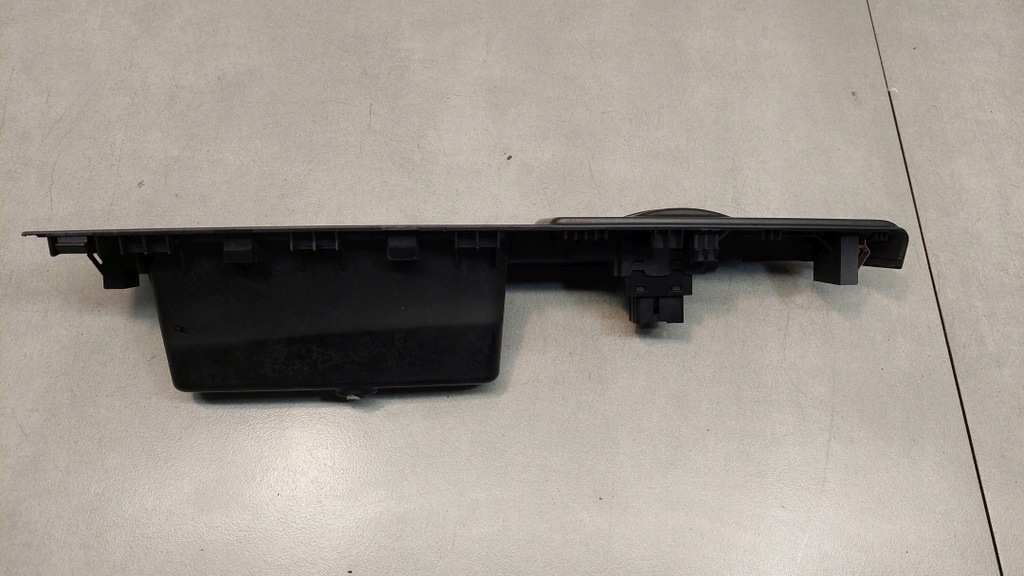 фото №8, Панель окон правый перед hyundai getz 1.1