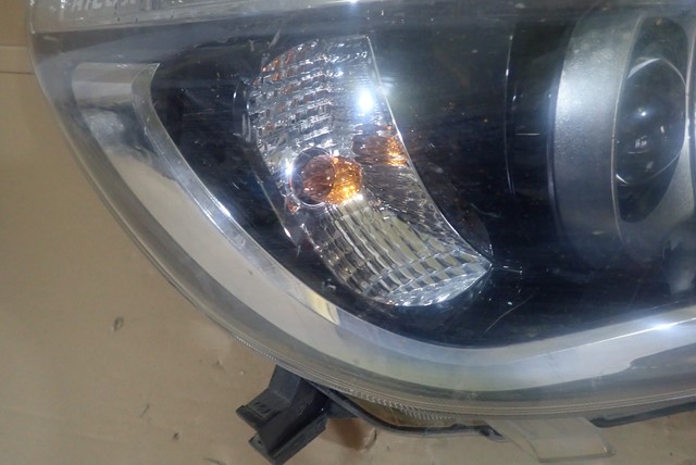 фото №8, Лампа правая фара toyota hilux viii led 2015-