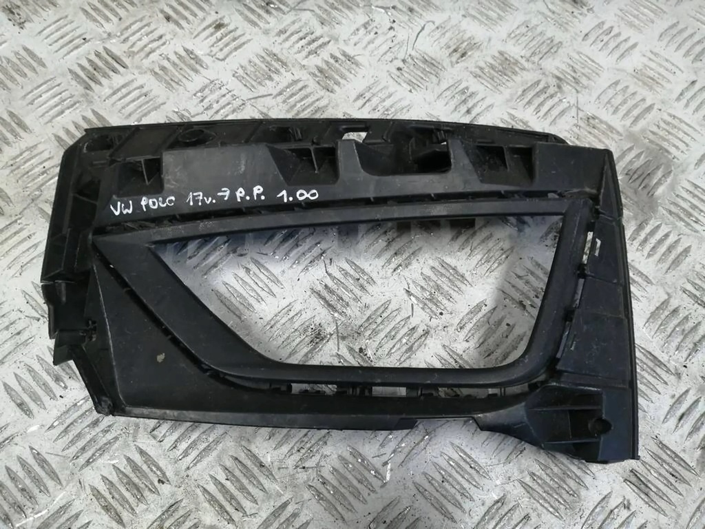 фото №1, Cc рамка решётка противотуманной фары правая vw polo 17- 2gs853666a