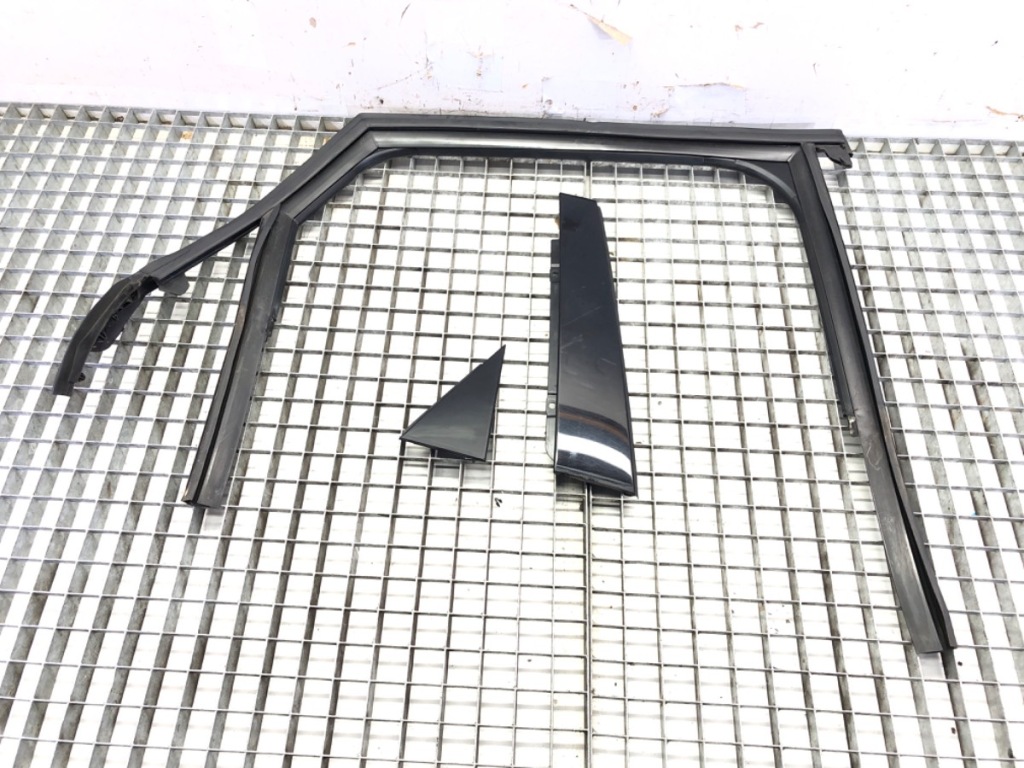 фото №1, Молдинг рамка дверь задняя правая audi a6 c7 2.0 tdi 130kw 177km