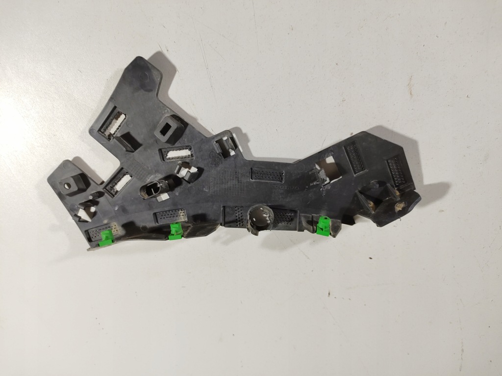 фото №7, Volvo v60 18r- кронштейн бампера правий перед