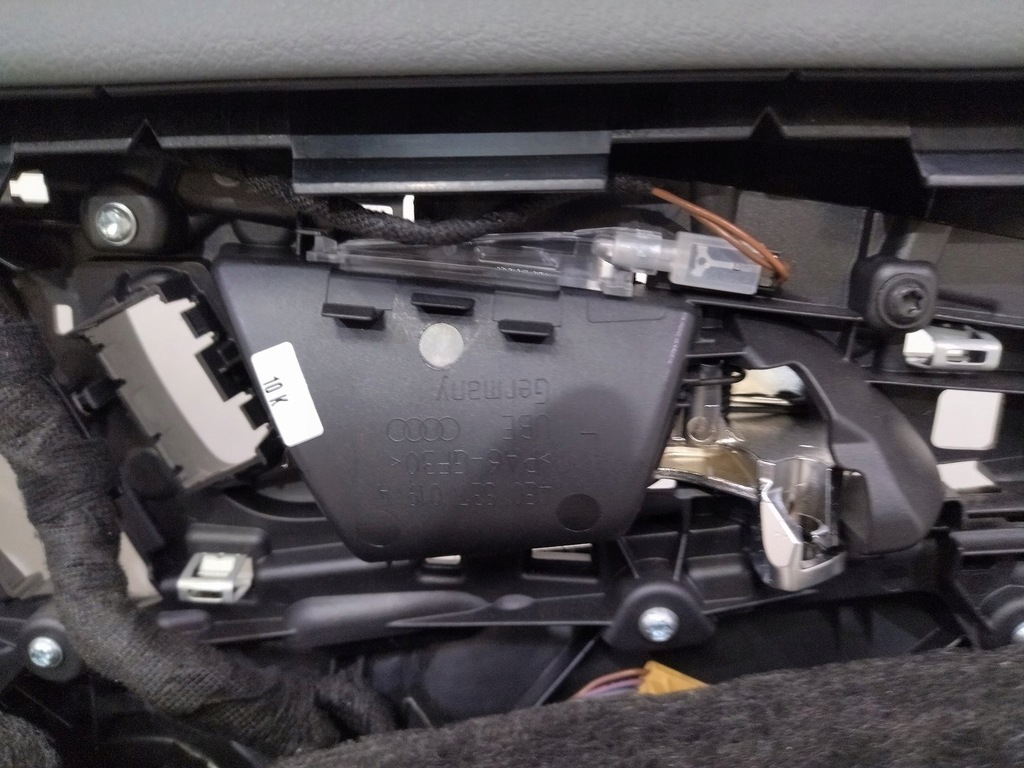 фото №6, 4g1867021a обивка обшивка дверь левый перед a7 4g