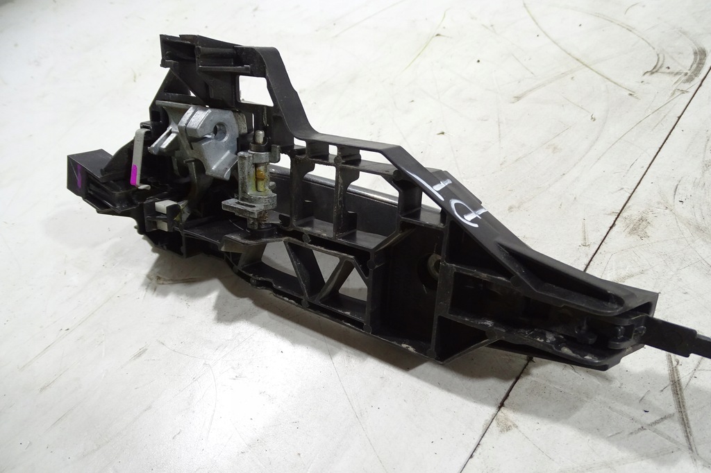 фото №11, Journey freemont 11- ручка каркас права задня задня