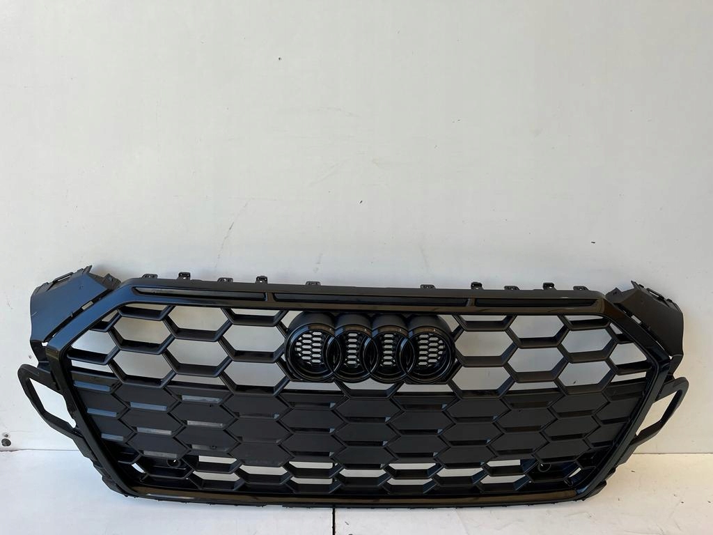 Audi a5 рестайлінг  s-line решітка радіатора решітка  8w6853651 bl Ціна