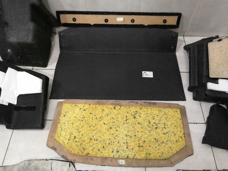 Купити Aston martin vantage v12 v8 багаж compartment set trunk trim