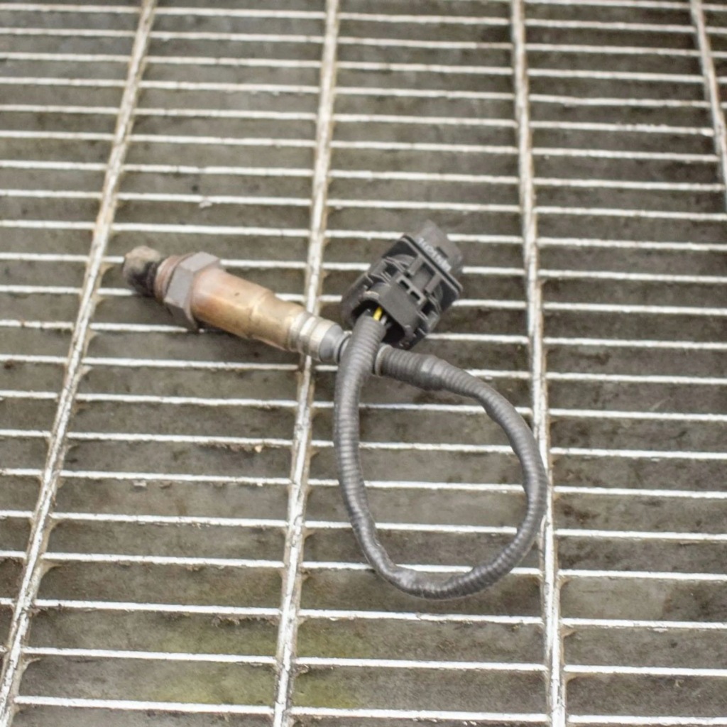 фото №1, Bmw 5 f10 f11 2010 датчик лямбда-зонд