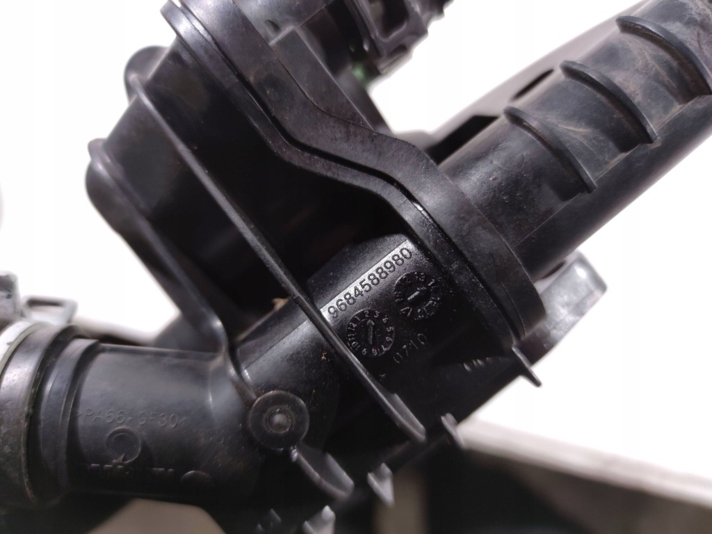 Корпус термостата 1.6 e-hdi citroen c4 ii 9684588980 Зі Шроту