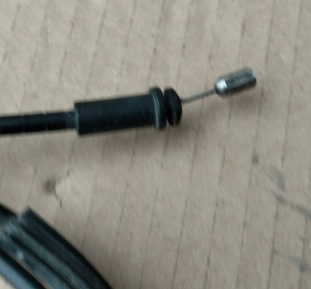 Renault clio v 5 трос ручка открывания капот Оригинал