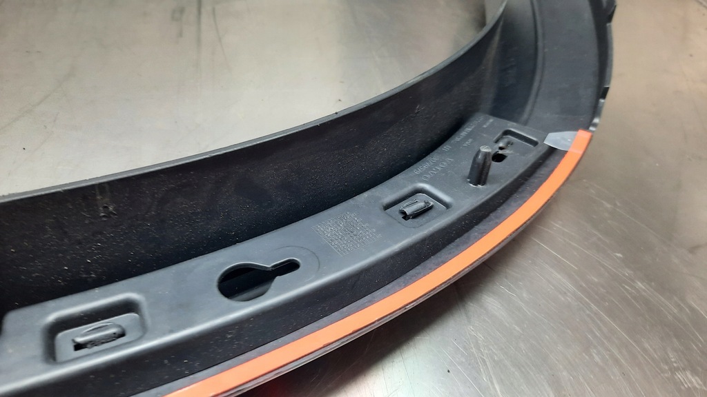 фото №12, Молдинг крыла левый задняя 30695489 volvo xc90 02-14r