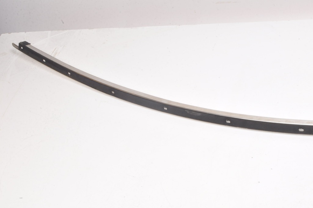 фото №10, Aston martin db9 молдинг крыша кровельная левая