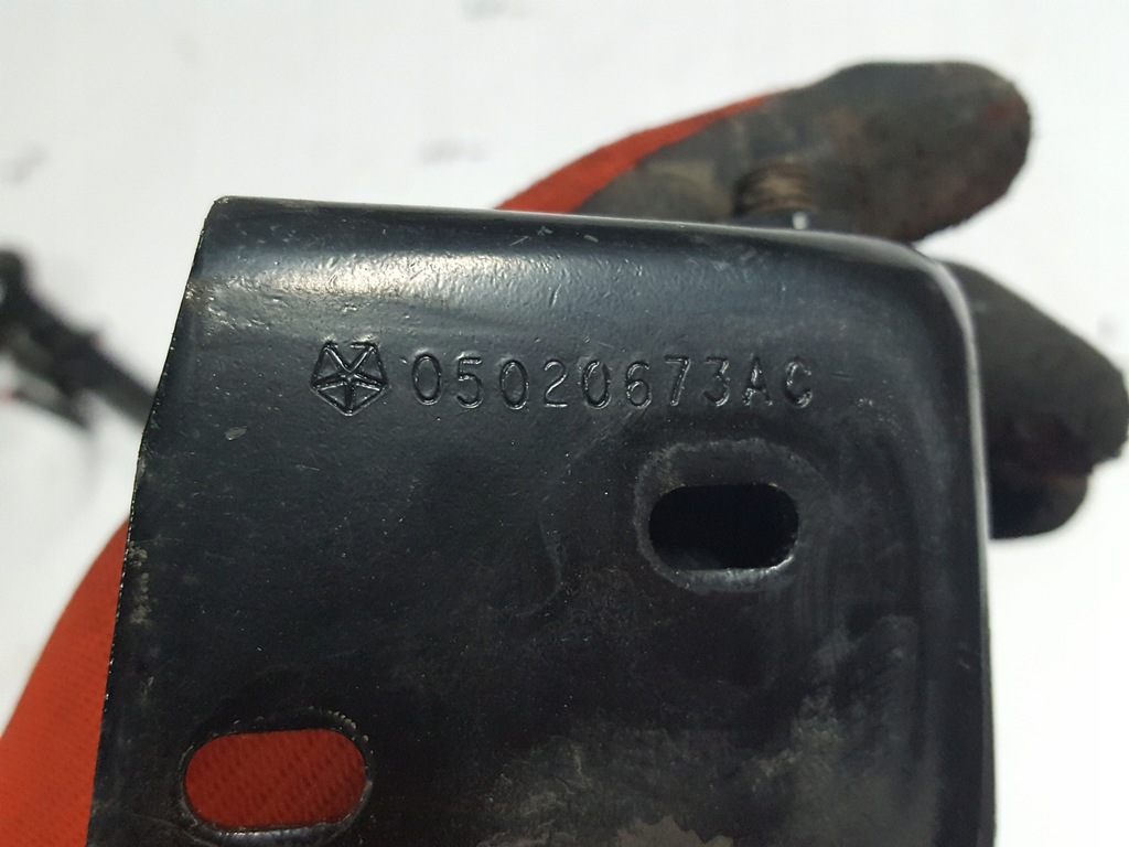 фото №3, Chrysler grand voyager v 08-10r ролик двері розсувних ліва