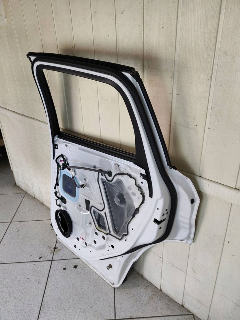 фото №10, Двері задня права сторона ford escape 3 c520 facelift 2017