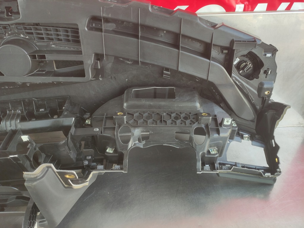 фото №7, Audi a6 c7 консоль панель приладів приладова do ремонту