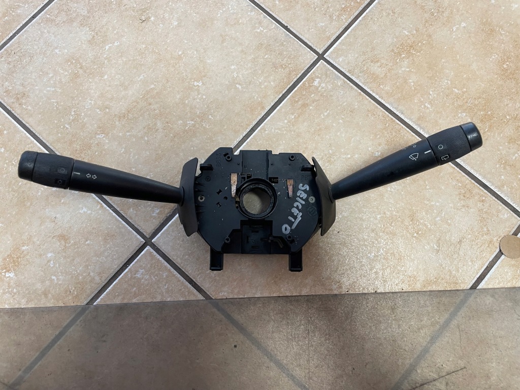 фото №1, Перемикач pod кермо fiat оригінальний номер 735247261