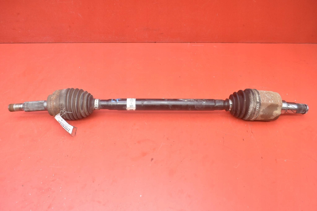 Купить Приводной вал левая задний  автоматическая коробка передач 1007719-00-c tesla model s performance рестайлинг  16-21