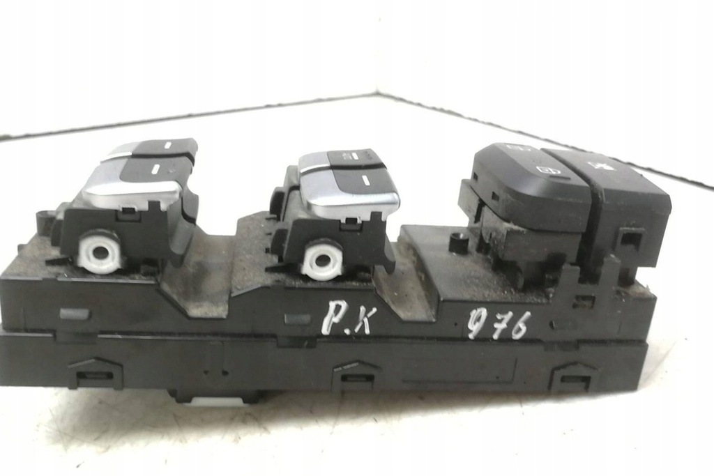 фото №9, Кнопка керування вікон задніх лівих двері kia sportage sl 93570f1020