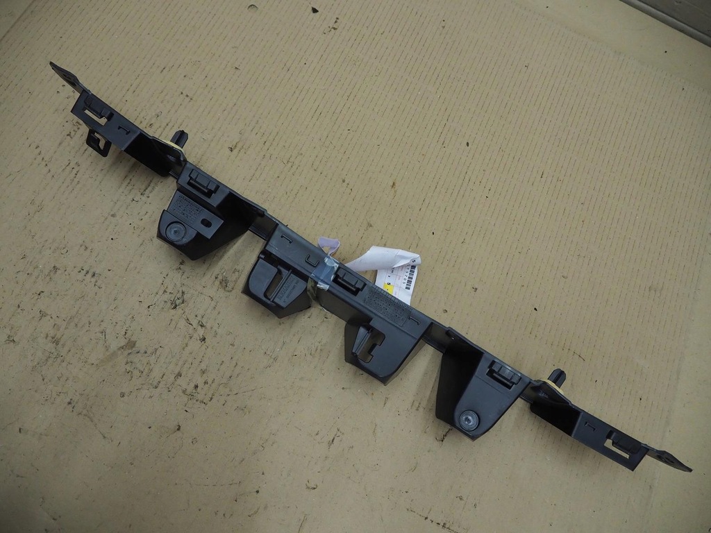 фото №13, Напрямна бампера задня renault zoe 850321348r