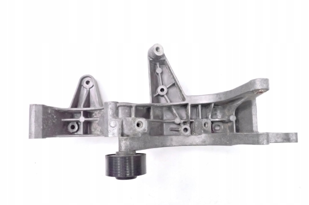 фото №8, Кронштейн основание генератора audi q7 4l 022260087f