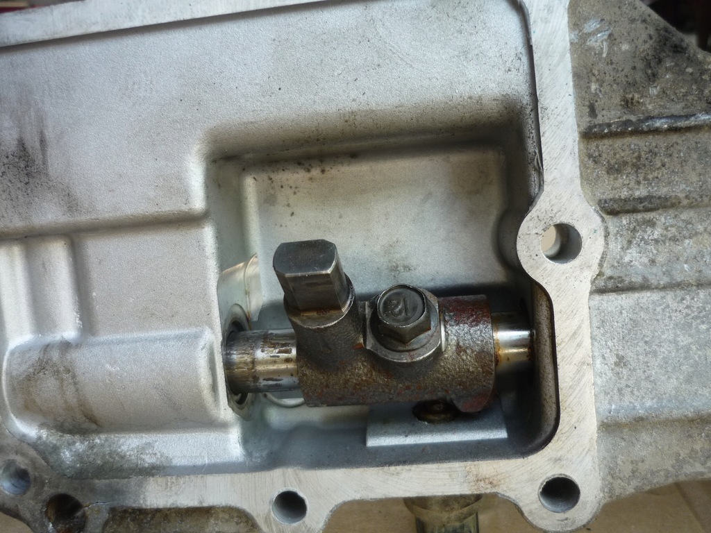 фото №11, Выборщик передач sorento i 2.5 crdi 140km механическая коробка передач