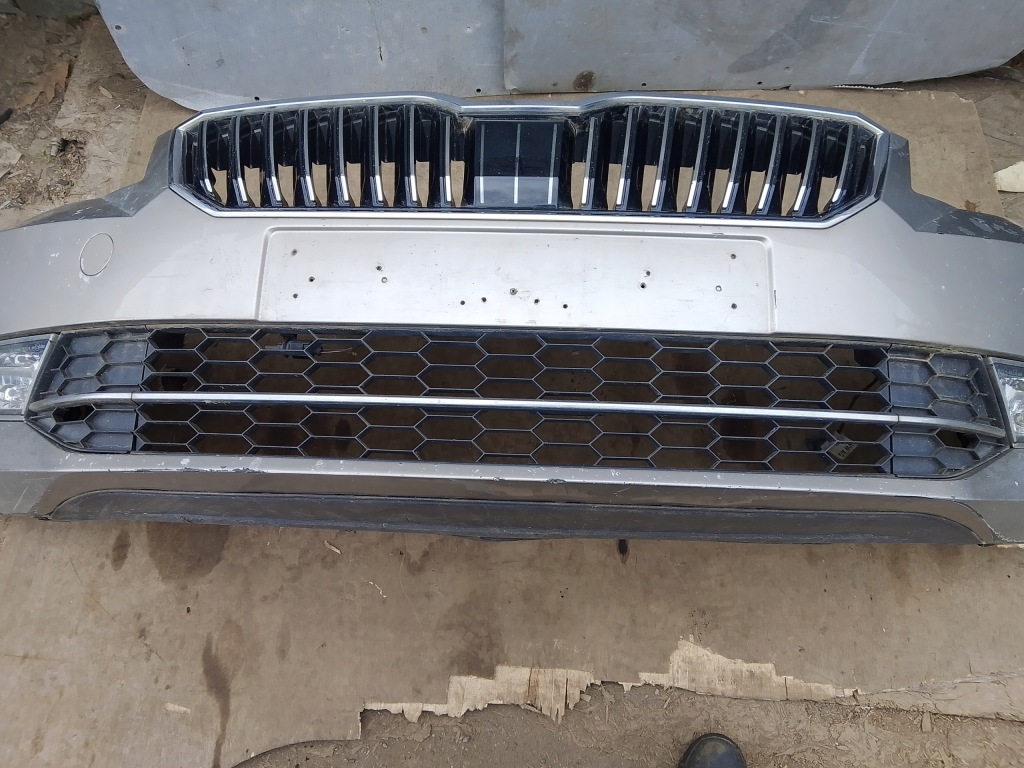 Бампер перед skoda superb iii lf8h k4k4 в Украине