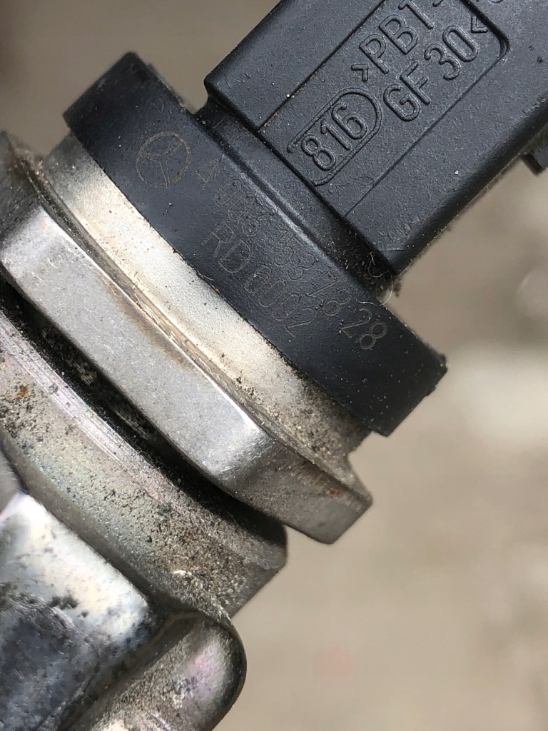 Купити Mercedes клапан накладки уприскування a0061537828 молдинг