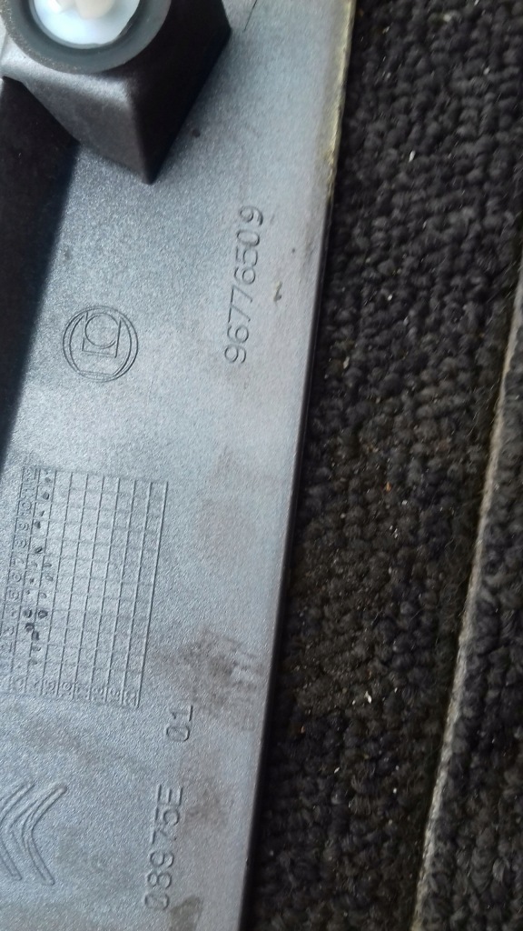 фото №4, Молдинг рамка стекло левый задняя c4 grand picasso ii