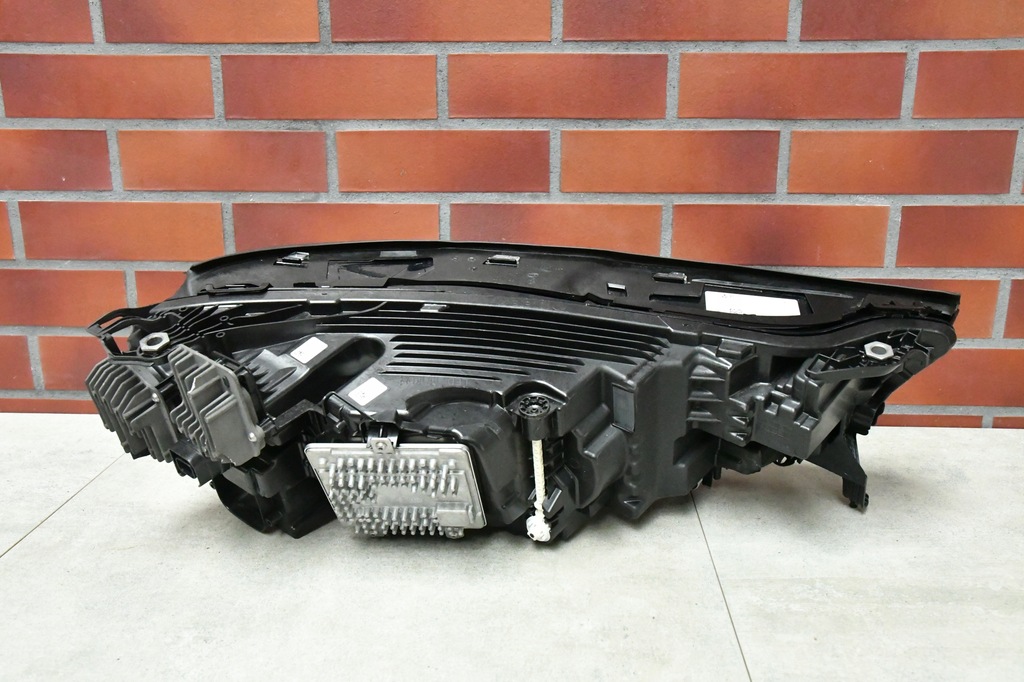 фото №6, Лампа левая led комплектная bmw ix i20 usa sae