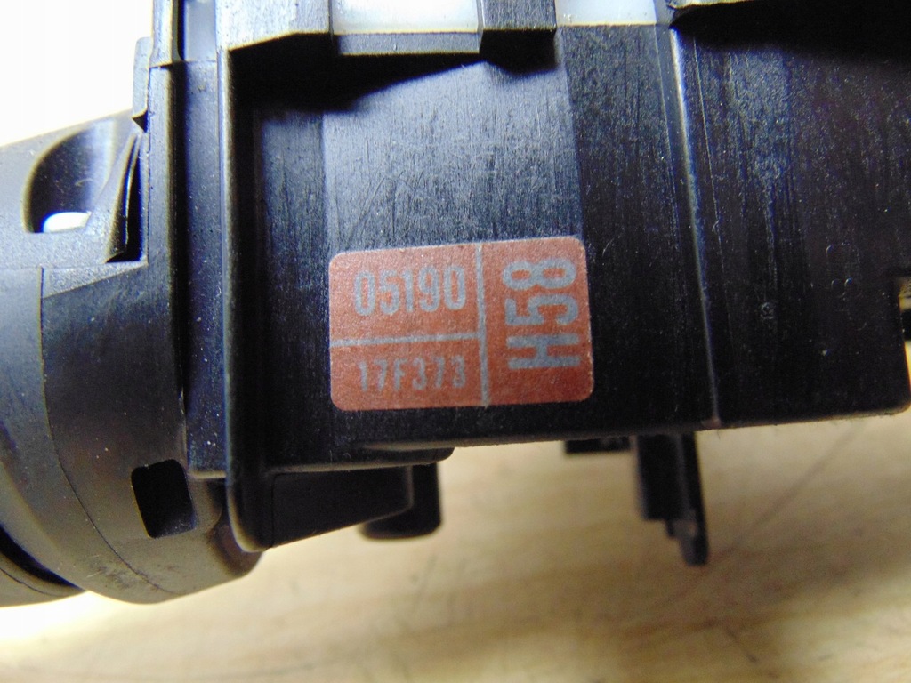 фото №13, Переключатель комбинированный toyota avensis t27