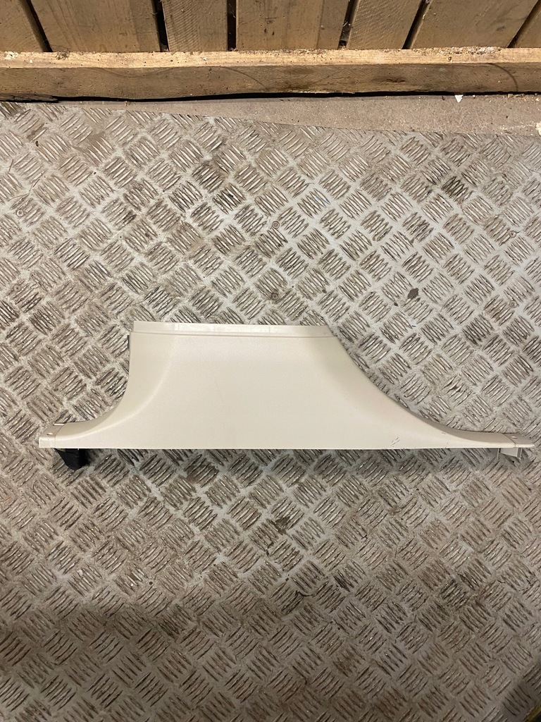 фото №1, Защита стойка левая mercedes r-klasa w251